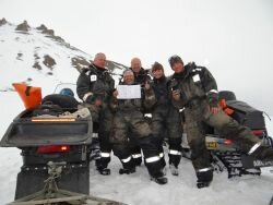 (Photo:Stefanie Härtel) Happy drill team after we finished the 14th borehole. 